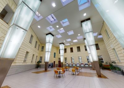 MUNI FSS – Atrium Iva Možného, knihovna FSS